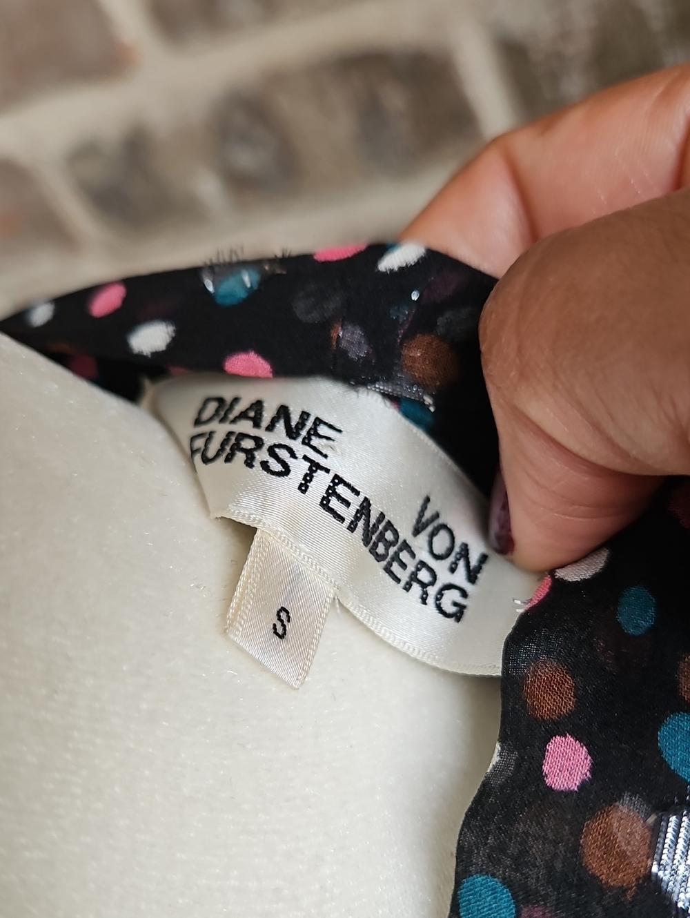 Diane Von Furstenburg Amalie Dress In Confetti Dots Black 95% Silk Size Small - Picture 5 of 5